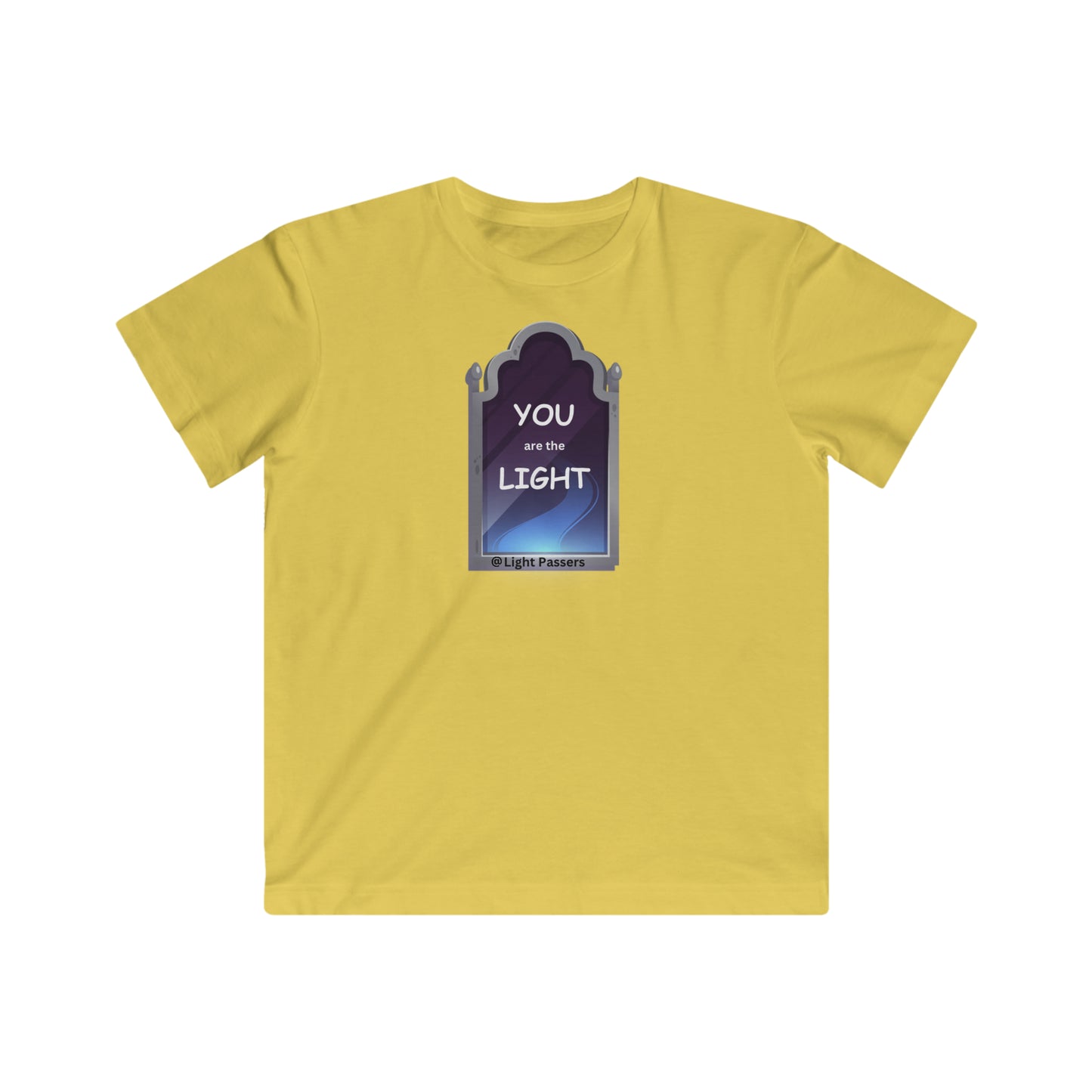 Youth T-shirt featuring a vibrant graphic design of a door on a yellow background. Made of soft, high-quality cotton with a regular fit and tear-away label. Ideal for a playful and comfortable style.