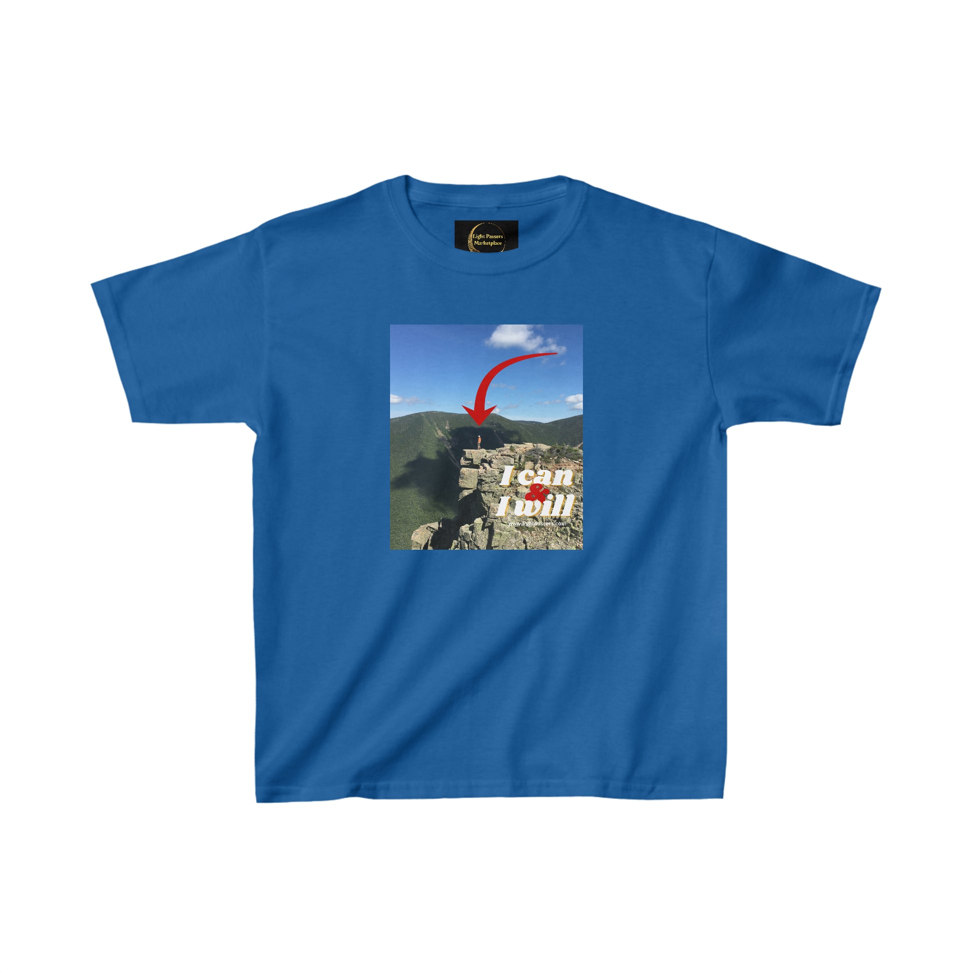 A youth t-shirt featuring a mountain and red arrow design, ideal for everyday wear. Made of 100% cotton, with twill tape shoulders for durability and a curl-resistant collar. Ethically sourced and Oeko-Tex certified.